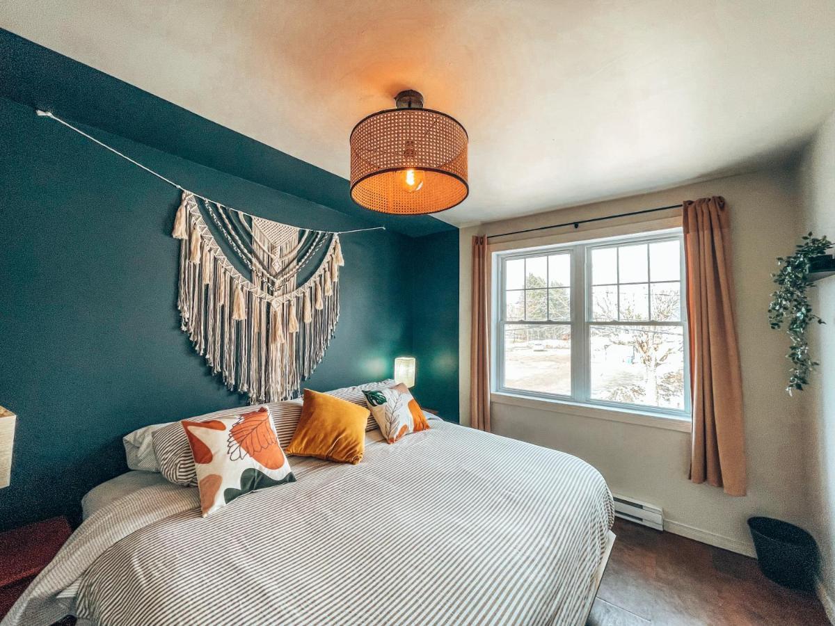 Auberge Mandala Saint-Mathieu-du-Parc Buitenkant foto